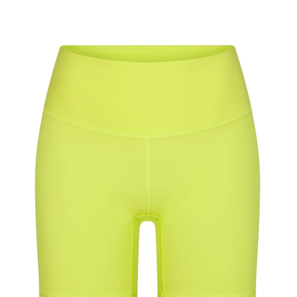 SKIMS FITS EVERYBODY HIGH-WAISTED SHORT | DAFFODIL XL NWT- Never Worn